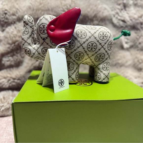 Tory Burch stuffed Elephant decor - Picture 2 of 3